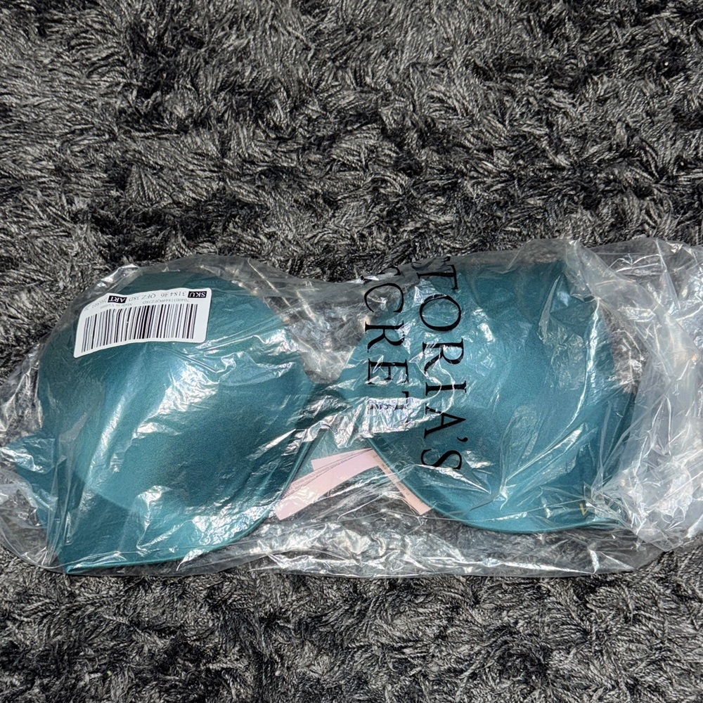 Victoria's Secret Aqua Bra